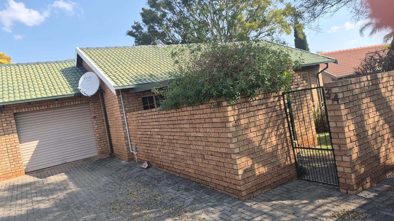 Two Bedroom One Bathroom Townhouse - Green Acres - Highveld