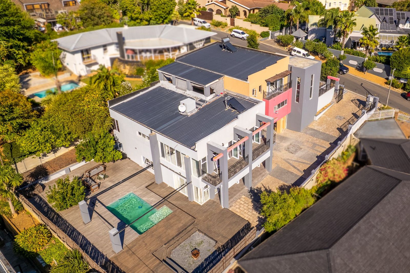 Rare Multi-Living Investment Opportunity with Panoramic Mountain Views